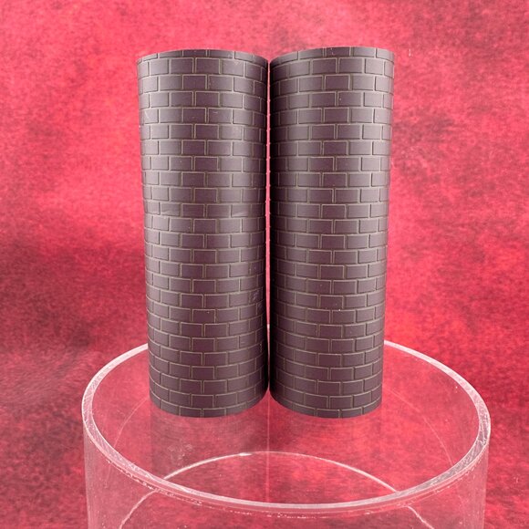 DEPT 56 CHRISTMAS VILLAGE MODEL TRAIN BRICK ROAD 2 ROLLS PATHWAY 17-3/4 x 4-3/4 - Picture 2 of 5